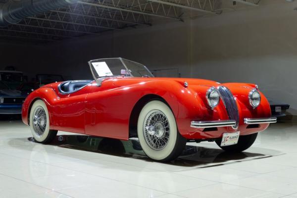 1954 Jaguar XK120 SE ROADSTER 