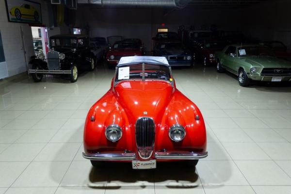1954 Jaguar XK120 SE ROADSTER 