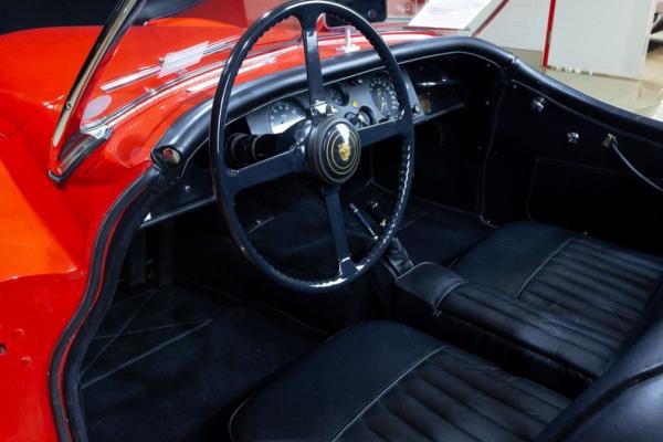 1954 Jaguar XK120 SE ROADSTER 