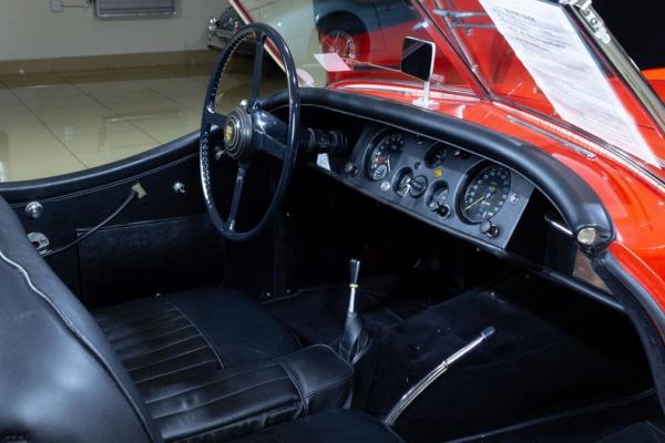 1954 Jaguar XK120 SE ROADSTER 