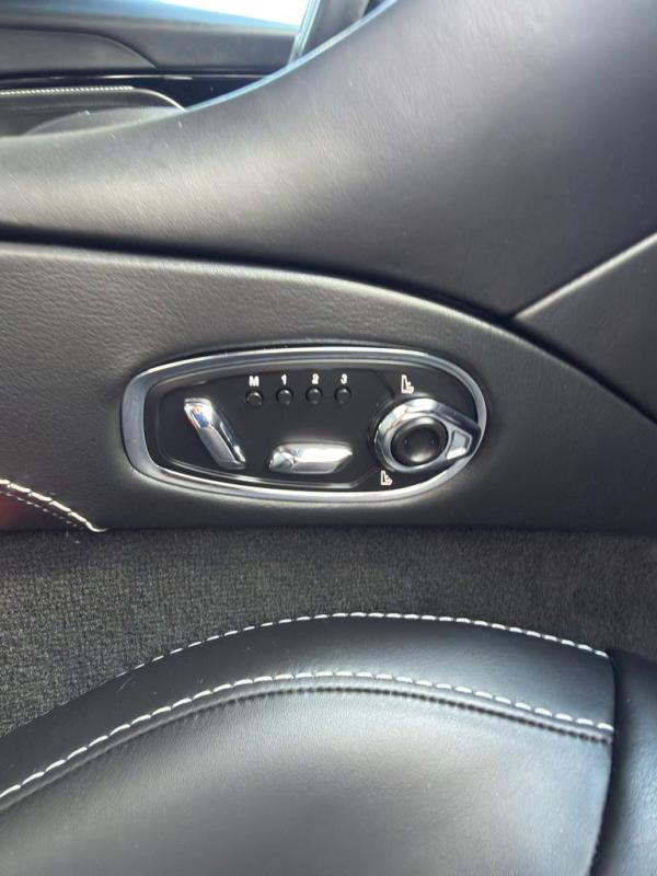 2020 Aston Martin DB11 