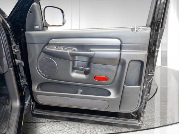 2005 Dodge Ram SRT-10 