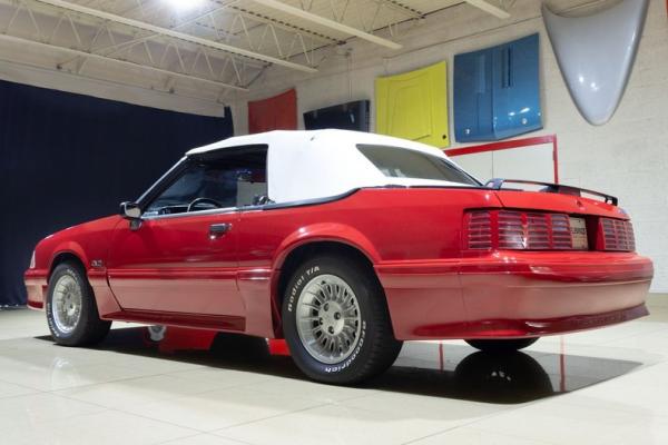 1989 Ford Mustang GT convertible 