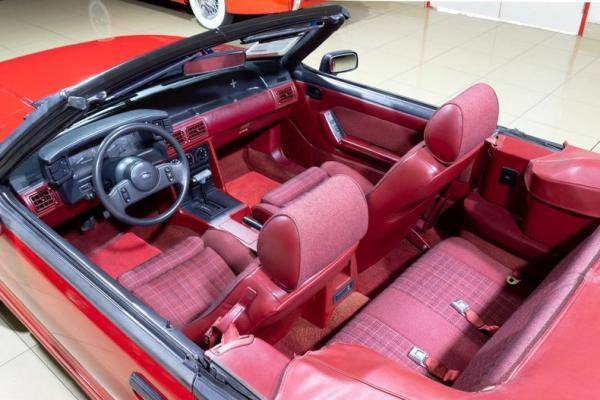 1989 Ford Mustang GT convertible 
