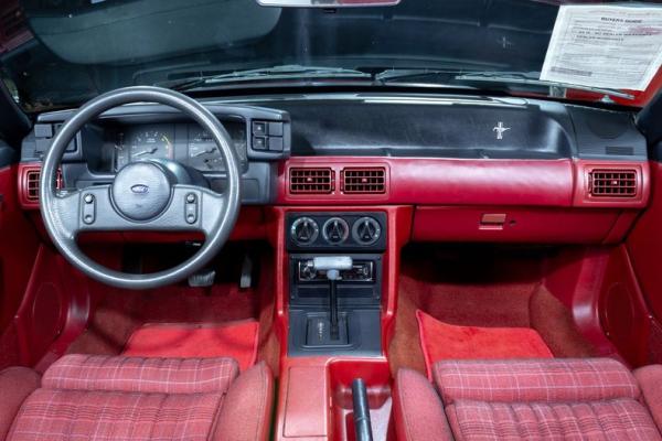 1989 Ford Mustang GT convertible 