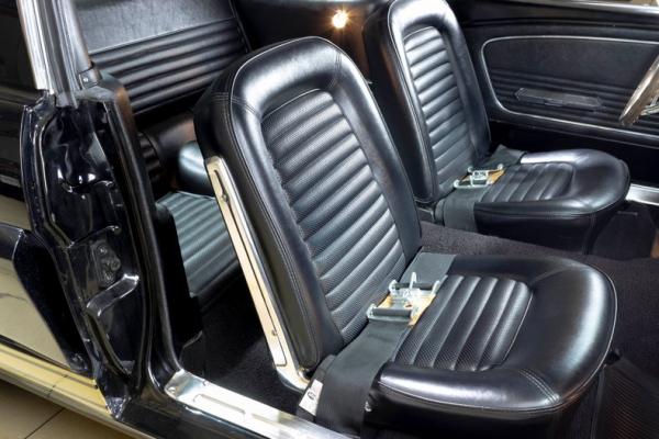 1965 Ford Mustang GT350 Hertz 
