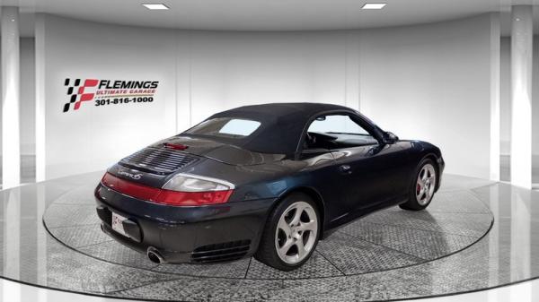 2004 Porsche 911 C4S cabriolet 