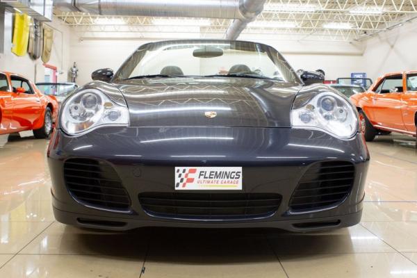 2004 Porsche 911 C4S cabriolet 