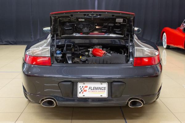 2004 Porsche 911 C4S cabriolet 