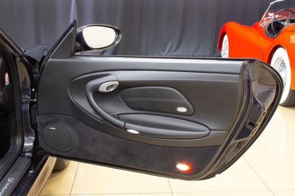 2004 Porsche 911 C4S cabriolet 