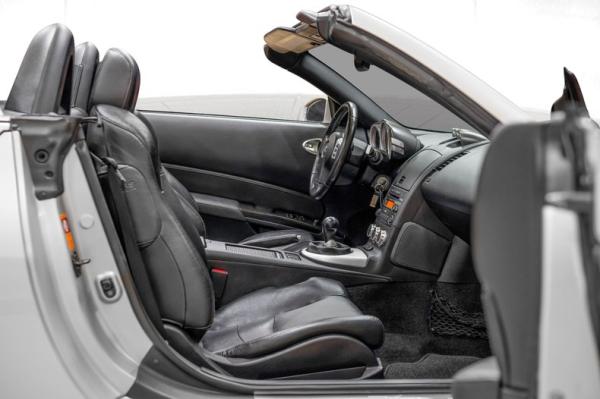 2006 Nissan 350Z Convertible Touring 