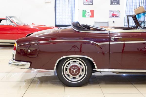 1958 Mercedes-Benz 220S Cabriolet 