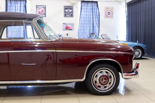 1958 Mercedes-Benz 220S Cabriolet 