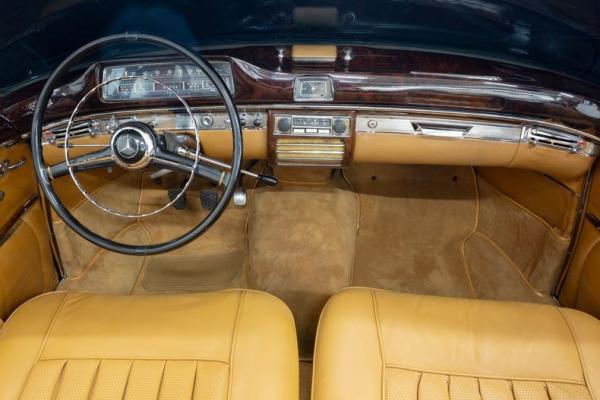 1958 Mercedes-Benz 220S Cabriolet 