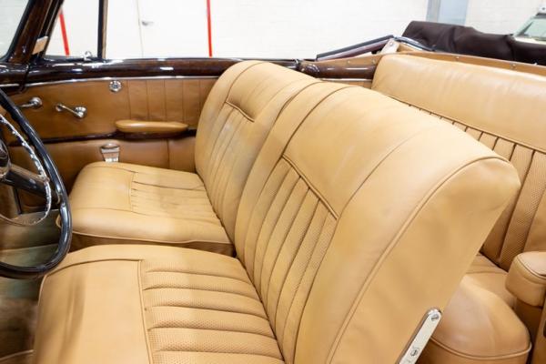 1958 Mercedes-Benz 220S Cabriolet 