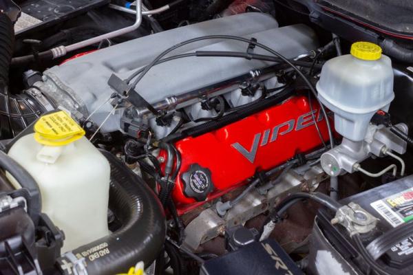 2004 Dodge SRT 10 