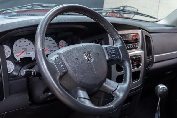 2004 Dodge SRT 10 