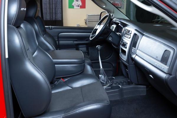2004 Dodge SRT 10 