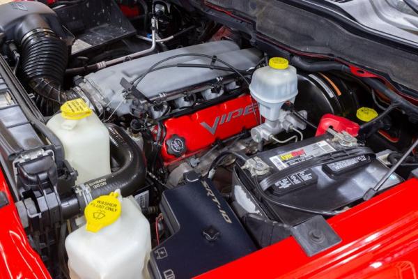 2004 Dodge SRT 10 