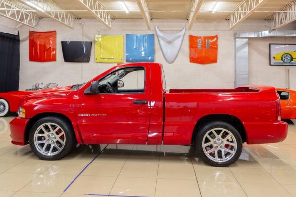 2004 Dodge SRT 10 