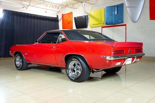 1969 Chevrolet Camaro RS resto-mod 