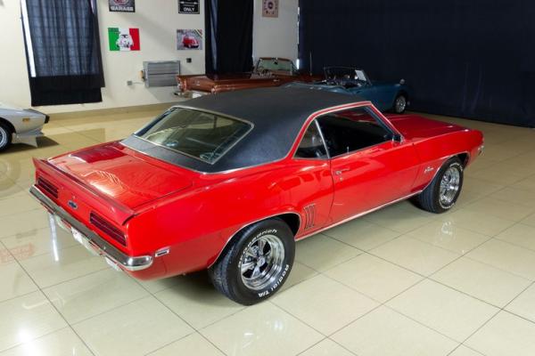 1969 Chevrolet Camaro RS resto-mod 