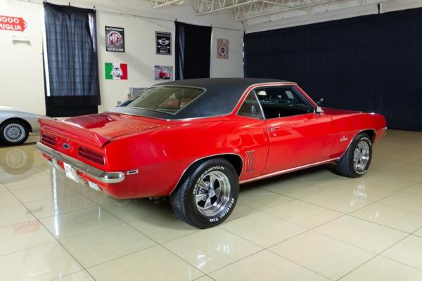 1969 Chevrolet Camaro RS resto-mod 
