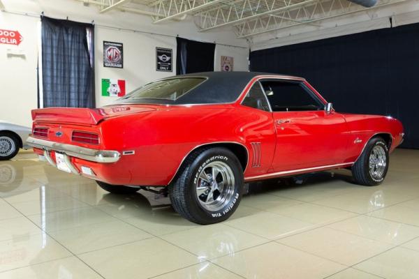 1969 Chevrolet Camaro RS resto-mod 