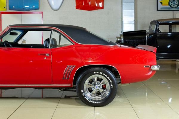 1969 Chevrolet Camaro RS resto-mod 
