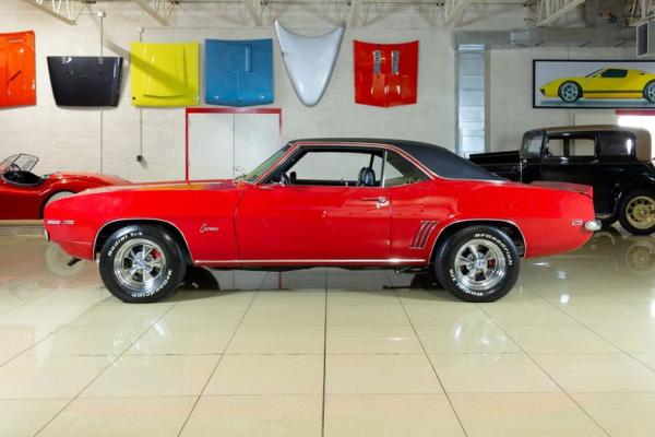 1969 Chevrolet Camaro RS resto-mod 