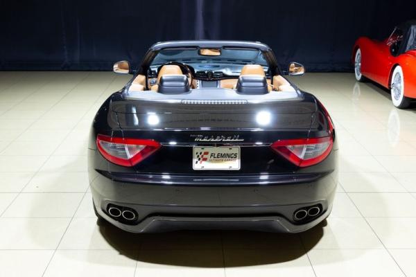2015 Maserati Gran Turismo 