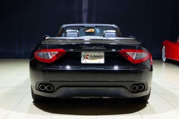 2015 Maserati Gran Turismo 