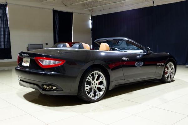 2015 Maserati Gran Turismo 