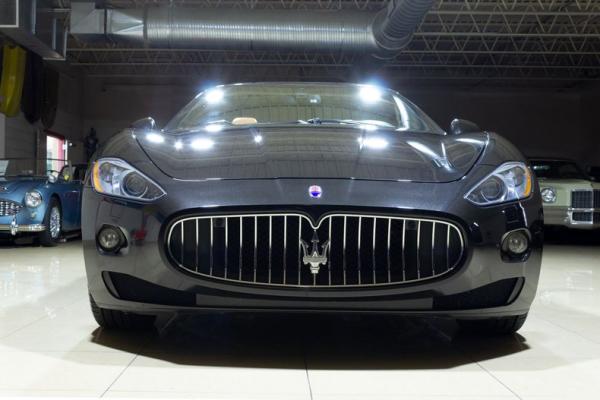 2015 Maserati Gran Turismo 