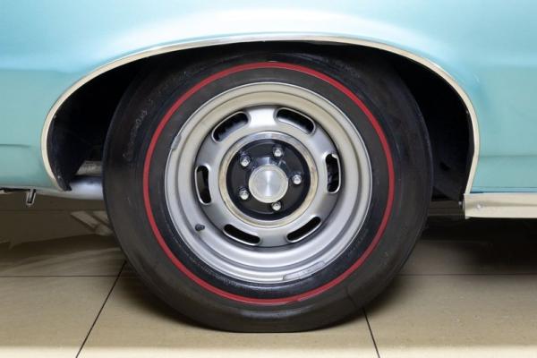 1965 Pontiac GTO Tri-Power 