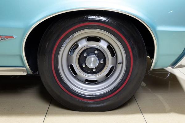 1965 Pontiac GTO Tri-Power 