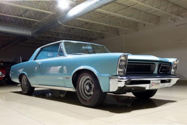 1965 Pontiac GTO Tri-Power 