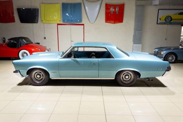 1965 Pontiac GTO Tri-Power 