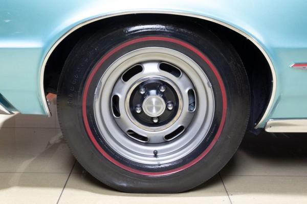 1965 Pontiac GTO Tri-Power 