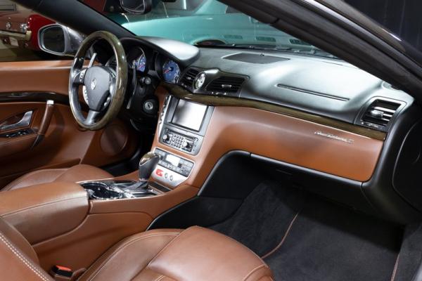 2012 Maserati Gran Turismo Convertible 