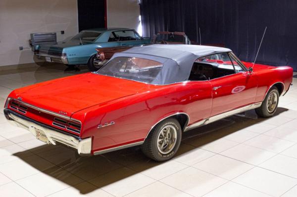 1967 Pontiac GTO 