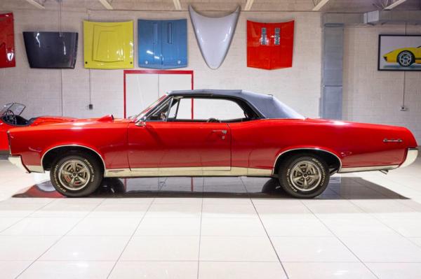 1967 Pontiac GTO 