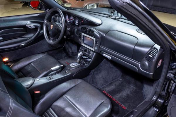 2004 Porsche 911 Carerra cabriolet 