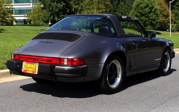 1986 Porsche 911 Carrera