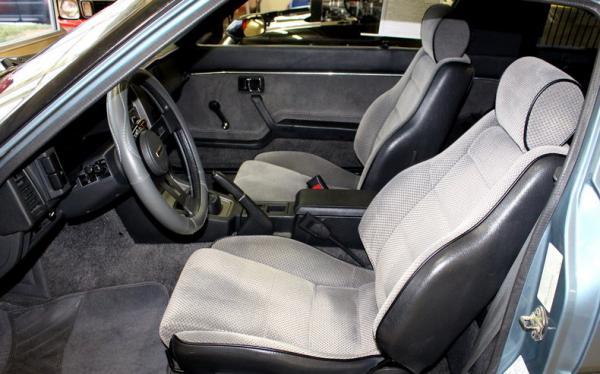 1985 Mazda RX-7 