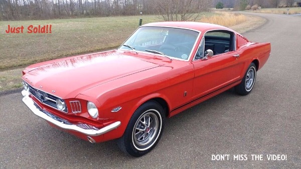 1965 Ford Fastback GT - Equipment
