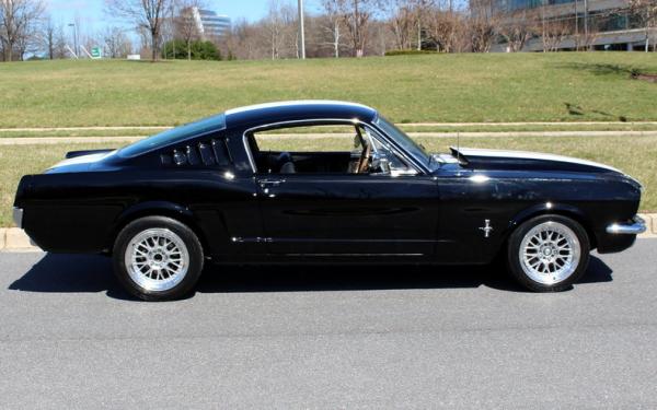 1965 Ford Mustang Fastback Pro-Touring 