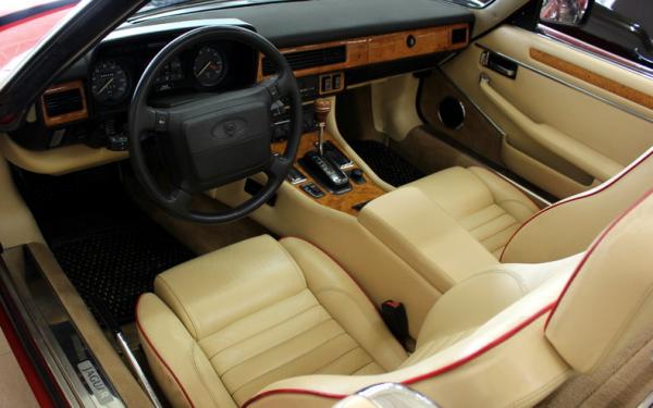 1990 Jaguar XJS 