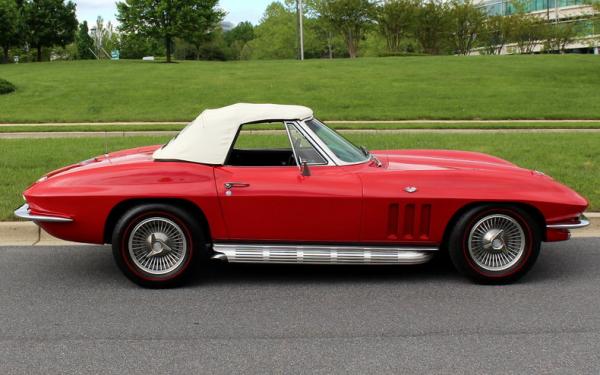 1966 Chevrolet Corvette Roadster 