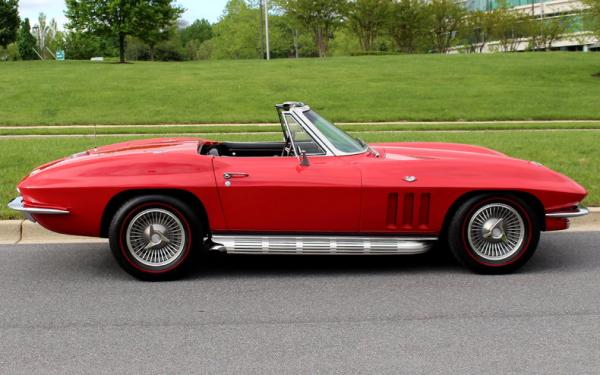 1966 Chevrolet Corvette Roadster 